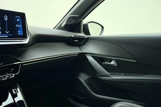 Peugeot 208 1.2T 100pk GT 3D-Cockpit l Keyless l | Achteruitrijcamera | LED l Voorstoelen Verwarmd l Apple Carplay & Android Auto 10'' l Navigatie l Lichtmetalen Velgen l Parkeersensoren / 28