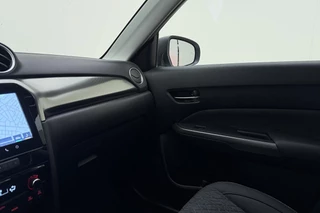 Suzuki Vitara 1.4 Boosterjet Smart Hybrid Style | Navigatie | Cruise Control | Trekhaak | Automaat | Achteruitrijcamera / 29