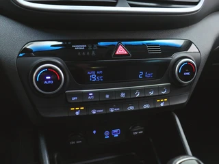 Hyundai Tucson 1.6 GDI Comfort | Trekhaak | Stoelverwarming | All-seasons / 38