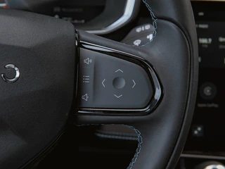 Lynk & Co 01 1.5 | Black Edition | Panoramadak|360° Camera|ACC|Stoelverwarming|Navi|Carplay / 10
