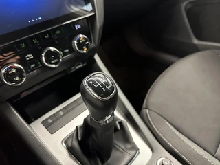 Škoda Octavia 1.0 TSI Greentech Style Business NAVI CARPLAY CRUISE LM ECC. / 34