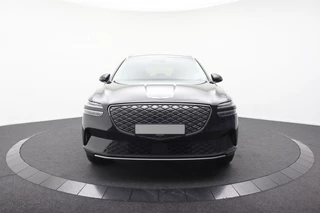 Genesis GV70 Panoramadak | BTW | Adaptive Cruise Control / 13