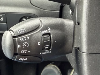 Citroën C3 82pk Shine (Camera - Navigatie via APP - Automatische Airco - Parkeersensoren - Lichtmetalen velgen - Apple Carplay) / 19
