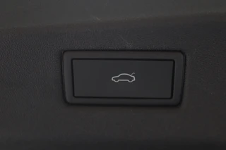Volkswagen ID.7 Pro Business 77 kWh Leder/IQ.Light/360/Head-up/Discover Pro Max/Keyless/20"/Trekhaak wegkl. / 34