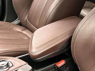 BMW X1 SDrive18i Centennial High Executive | Trekhaak | Leder | Navigatie | Stoelverwarming | Cruise/Control | Climate Control | / 27