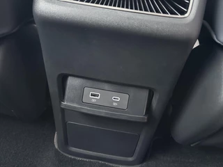 Voyah Courage Business Edition 80 kWh / 31