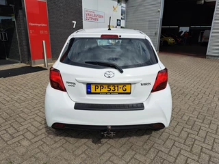 Toyota Yaris 1.0 VVT-i Aspiration AIRCO ONDERHOUDSBOEKJES TREKHAAK / 13