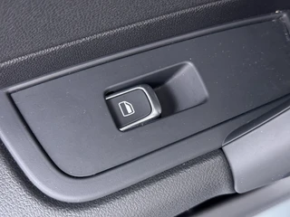 Audi A1 Sportback 1.0 TFSI Pro Line  - S-Line - Cruise control - Navigatie - Audi Multimedia - - Virena Zekerheidspakket 895 ,- BOVAG Garantie / 34