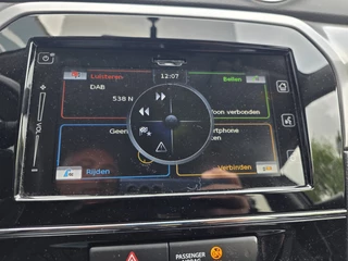 Suzuki Vitara 1.0 Boosterjet AUTOMAAT NAVI TEL CAMERA CC ECC / 29