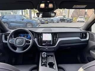 Volvo XC60 2.0 T6 Plug-in hybrid AWD Plus Black Edition / 11