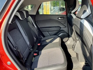 Renault Captur 1.3 TCe 140 EDC Intens  | Trekhaak | Automaat | Navigatie | Achteruitrijcamera | Parkeersensoren V+A | Climate Control | NL Auto | Cruise Control | Apple CarPlay/Android Auto / 11