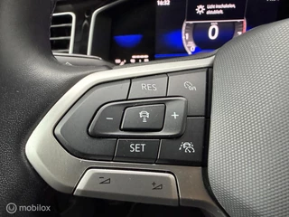 Volkswagen Polo 1.0 TSI Style VOL! CLIMA*ADABCR*PDC*CARPLAY*IQLICHGTS* / 37