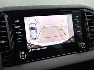Skoda Karoq 1.5 TSI ACT Sportline Business | Automaat | Adaptive Cruise | Stoel/stuurverwarming | CarPlay | Camera / 23