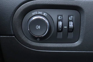 Opel Grandland X 1.2 Turbo Ultimate | Cruise | Airco | Trekhaak | Sensoren | LM Velgen / 32