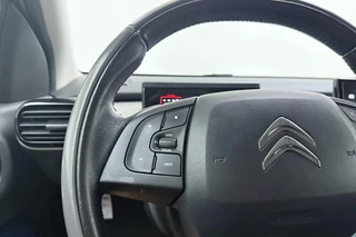 Citroen C4 Cactus PureTech 82pk Shine | Navigatie | Trekhaak | Achteruitrijcamera | Climate control | Cruise control | Dakrails | Lichtmetalen velgen | Parkeersensoren | Dealeronderhouden / 19