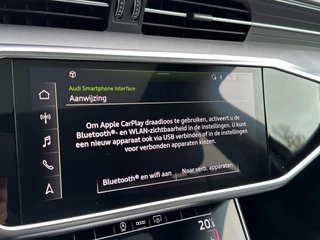 Audi A6 Avant V6 55 TFSI 340pk quattro S-line Panoramadak | Trekhaak | 20 inch | Zwart optiek | Camera | Incl. 1 jaar Bovag garantie / 18