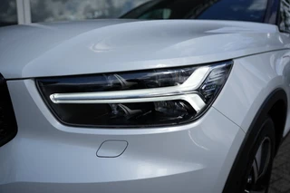 Volvo XC40 1.5 T4 RECH R-DESIGN Camera,Carplay, Harman Kardon / 4
