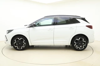 Opel Grandland 1.2 Turbo Ultimate | AGR - Stoelen | Climate & Cruise Control | 19INCH | Elektrische Achterklep | Stoelverwarming | / 6