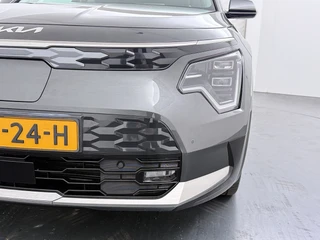 Kia Niro EV Edition Advanced 64.8 kWh - SOH 98,3% - Stoel-/stuurverwarming - Elektrisch verstelbare bestuurdersstoel - Leder - Navigatie - - Fabrieksgarantie t/m 2031 / 15