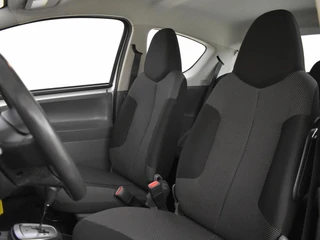 Toyota Aygo 1.0-12V Comfort Navigatie | 1e eigenaar | PDC / 4