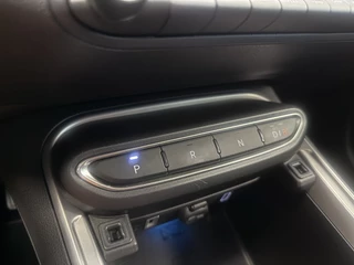 Jeep Avenger Altitude 54 kWh  SOH 97% Navi PDC ACC Carplay/Android Auto 24 Maanden garantie* (Vraag naar de voorwaarden) / 15