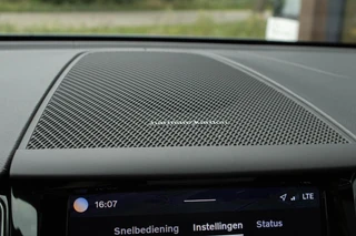 Volvo XC60 2.0 T6 PHEV Long range AWD Ultimate Dark|Luchtvering|Massage|Stoel+stuurverwarming|stoelverkoeling|HUD|Pano|Pilot assist| / 54