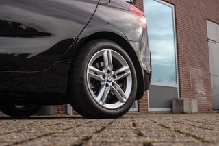 BMW 2-serie Active Tourer 225xe Luxury | Driving Assistant Plus | Panoramadak | Fileassistent | Active Cruise control | Head-up | HiFi audio | Sportstoelen | Rijstrooksensor | Keyless entry / 45
