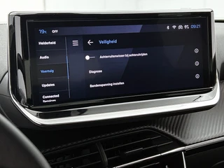 Peugeot 2008 1.2 PureTech 100 Allure | Adaptive Cruise | Stoelverwarming | CarPlay | 360 Camera | Parkeersensoren / 25