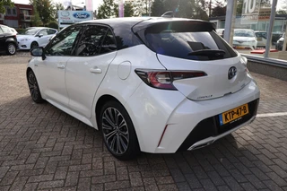 Toyota Corolla 2.0 Hybrid BI-TONE STOEL/WISSER&STUURVERW HEAD UP DISPLAY KEYLESS DAB+ CAMERA LM-VELGEN APPLE/ANDROID / 4
