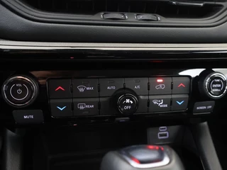 Jeep Compass 4xe 240 Plug In Hybride S Leder Stoelkoeling 360 Camera All Seas / 17