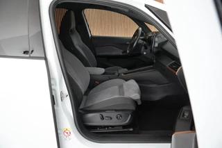CUPRA Born Performance One 204pk 62 kWh SOH 91% Keyless Stoelverwarming Camera Navigatie ACC / 13