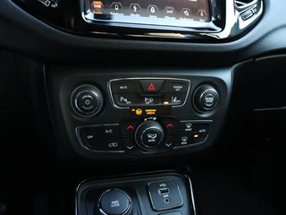 Jeep Compass 1.4 MultiAir Limited 4x4 | LEDER | MEMORY | BEATS AUDIO | TREKHAAK | STOEL/STUURVERW. | CAMERA | NAVI | CRUISE | / 29