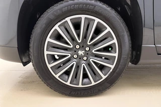 Peugeot 2008 1.2 PureTech Blue Lion | Trekhaak | Airco | Cruise control | Apple Carplay/Android Auto | DAB | Navigatie / 11