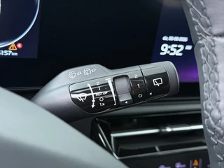 Kia Niro 1.6 GDi PHEV DynamicLine  - Camera - Navigatie - AppleCarplay - Android Auto - Fabrieksgarantie tot 12-2032 of 150.000km / 26