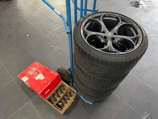 Alfa Romeo Giulia 2.9 V6 QUADRIFOGLIO Carbon pakket Sparco kuipstoelen Carplay Perfect onderhouden! / 9