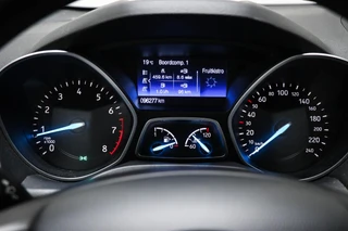 Ford Kuga 1.5 EcoBoost Trend Ultimate | CLIMA | VOORRUITVERWARMING | APPLE | TREKHAAK | 18" / 6