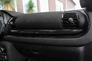 Mini Clubman 1.5 Cooper Richmond Park Edition | 1e eigenaar | Dealer onderhouden | Apple Carplay | Harman kardon | DAB | Keyless entry | Panoramadak | Sportstoelen | LED | PDC / 39