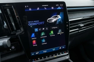 Renault Austral 1.2 E-Tech Full Hybrid 200PK Techno Esprit Alpine Camera l Keyless l Adaptive / 19