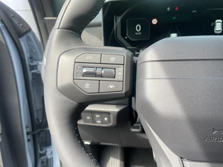 Kia Seltos 1.6 GDi X-Line Demo Edition | Cruise Control | Climate Control | Camera | Navigatie | Stoelverwarming | Stuurverwarming | 19 Inch Velgen | / 14