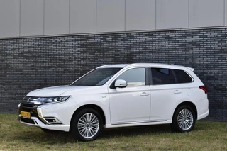 Mitsubishi Outlander 2.4 PHEV Diamand Edition 360º CAMERA/LEDER VOL!/TREKHAAK/ACC/ETC,! / 15