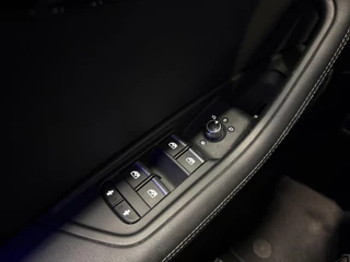 Audi A5 Sportback 35 TFSI S-line black edition Pano Trekhaak / 28