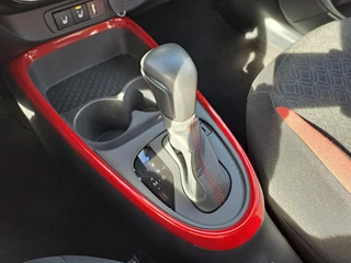 Toyota Aygo X Pulse Automaat APPLE & ANDROID ACHTERUITRIJCAMERA STOELVERWARMING / 8