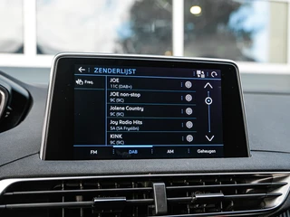 Peugeot 3008 1.2 PureTech Executive | Automaat | Leder | Carplay | 360 camera | Digitale i-cockpit | Trekhaak | Climate control / 20