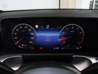 Mercedes GLB 180 Luxury Line | Widescreen |  Apple carplay - android auto / 16