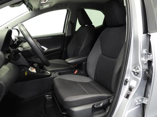 Toyota Yaris 1.5 Hybrid 115 Active NAVI-APP/CAMERA/CLIMA/BLEUTOOTH! / 22
