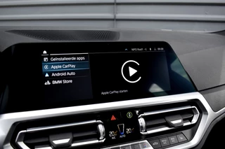 BMW 3 Serie 330e M Sport Individual  | 19'' Wielen | Lederen Bekleding | CarPlay | Audio Media Pack | 1e Eigenaar | / 12