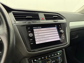 Volkswagen Tiguan 1.5 TSI ACT Comfortline | Automaat | Adaptive Cruise | Stoelverwarming | CarPlay | Camera | Trekhaak / 23