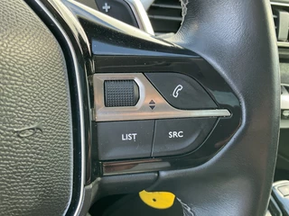 Peugeot 3008 1.2 131pk Allure Automaat Carplay Pano Leer Cam Nav Trekhaak / 29