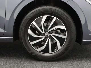 Volkswagen Polo 1.0 TSi Life | Adaptive Cruise | Camera | Airco | CarPlay | 15 Inch | 26.874 Km !! / 11