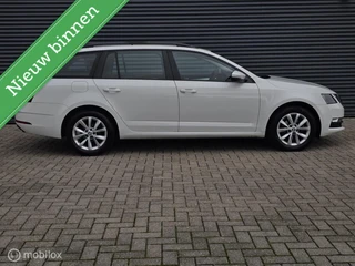 Skoda Octavia Combi 1.0 TSI Greentech Ambition Business / 4